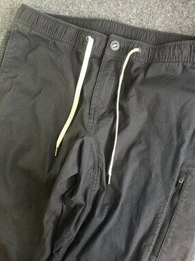 Vuori Jogger Pants Mens XL 34 34x31.5 Gray Ripstop Climber Organic Cotton V412